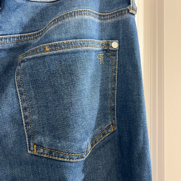 Pilcro Jeans - Picture 3 of 6